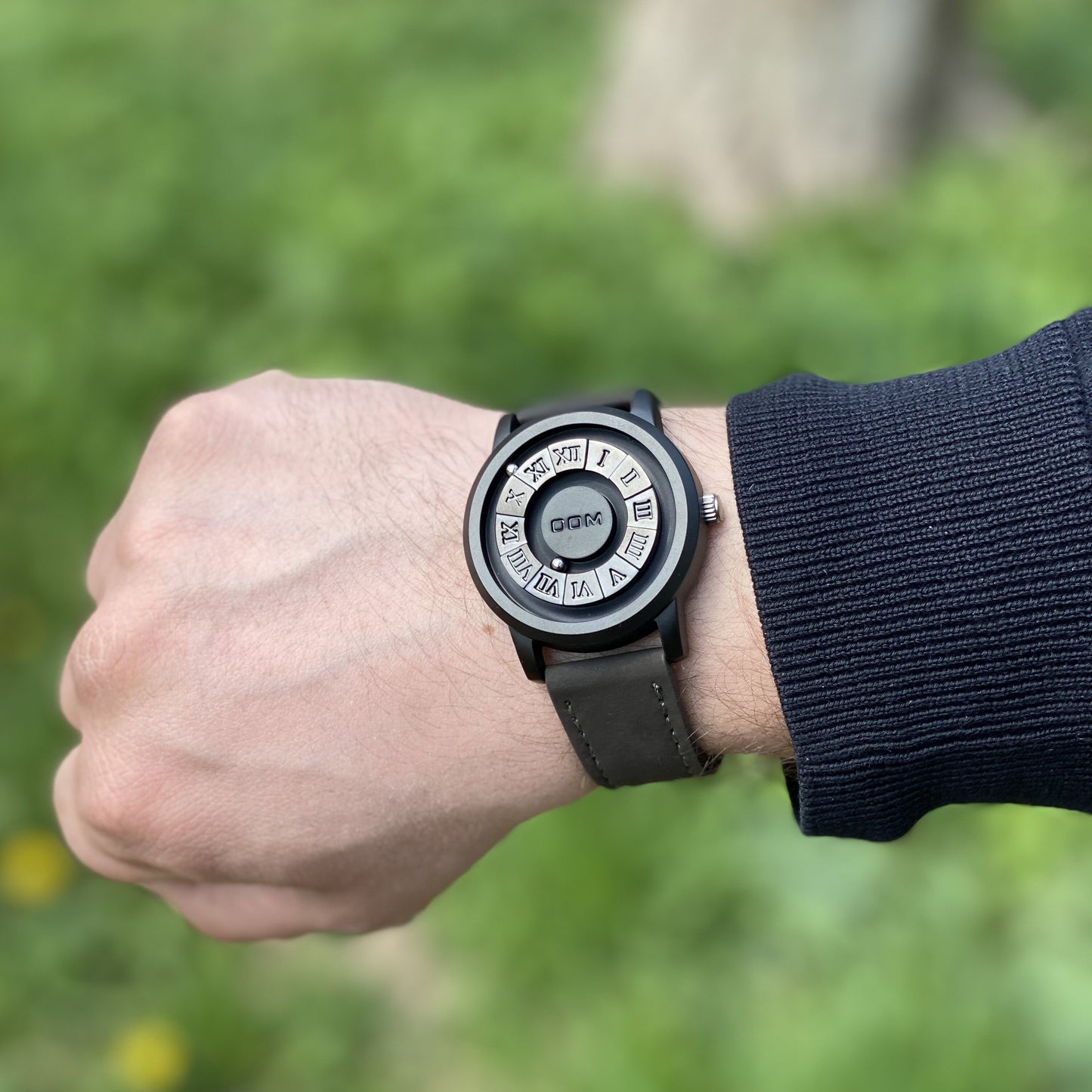 DOM Magnetic Watch®